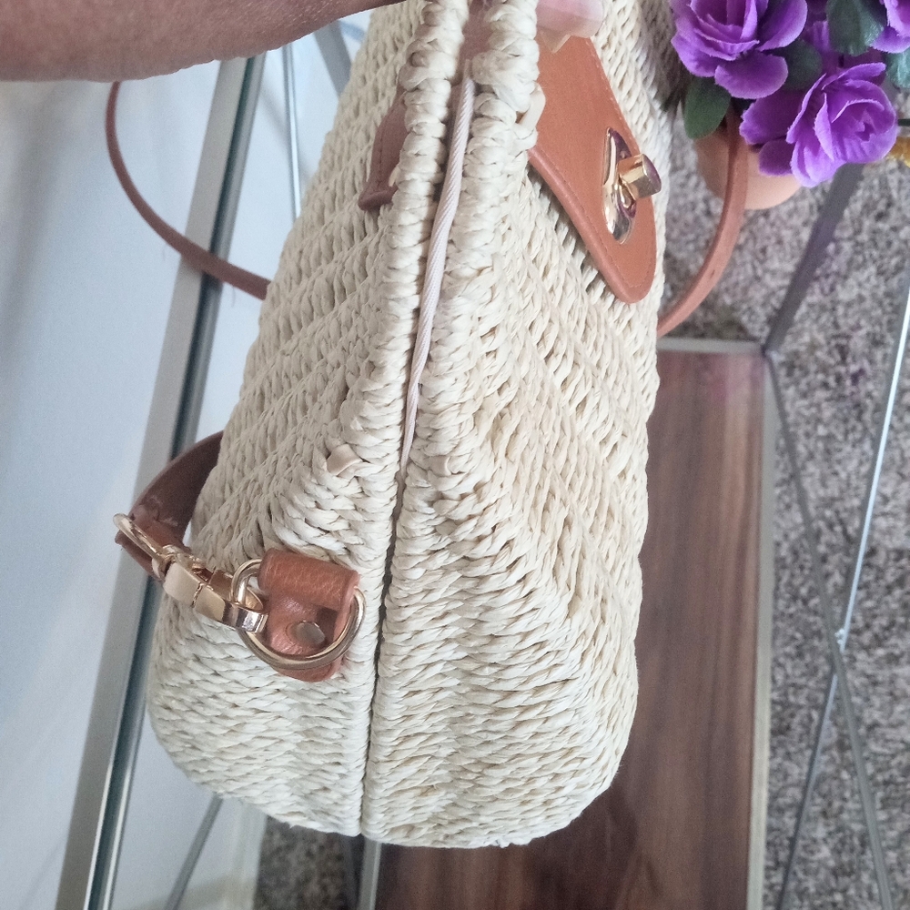 Woven Straw Beige Top Handle Satchel Crossbody Handbag Purse for Summer - Picture 4 of 9